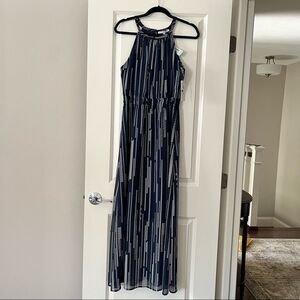 NWT Collective Concepts halter style abstract striped maxi dress. M